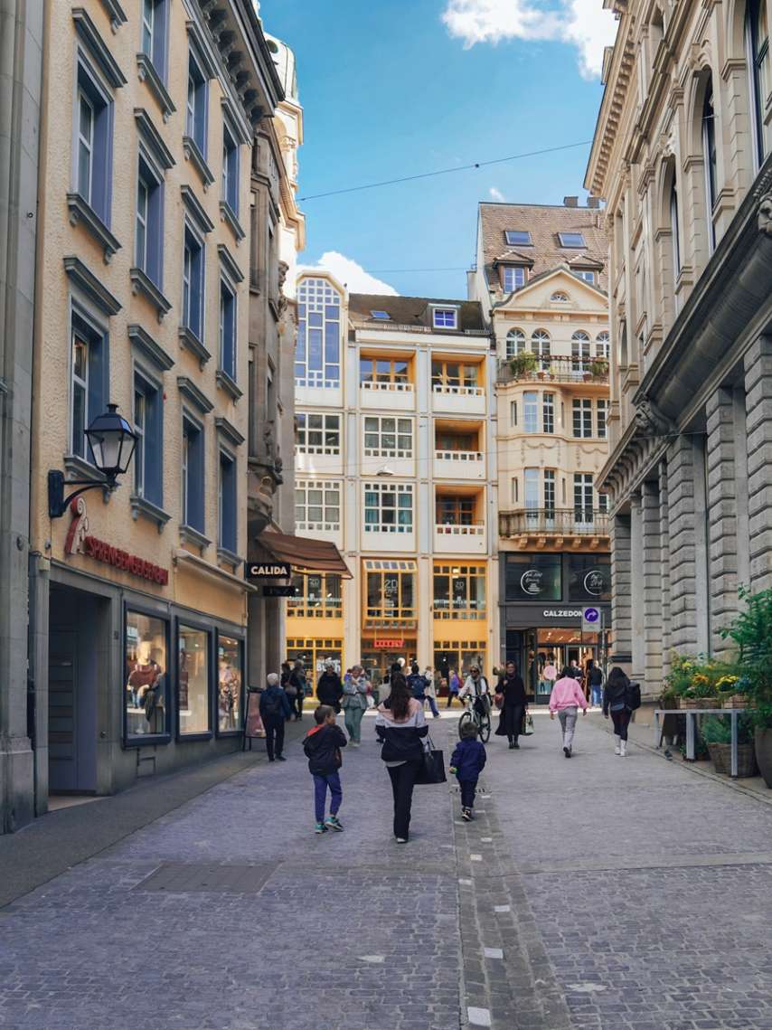 Discover the city center