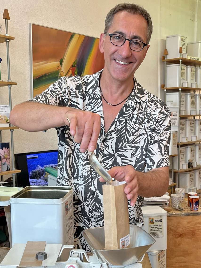 The "three quarters St.Gallen" Manuel Gomes and his "La Théière"