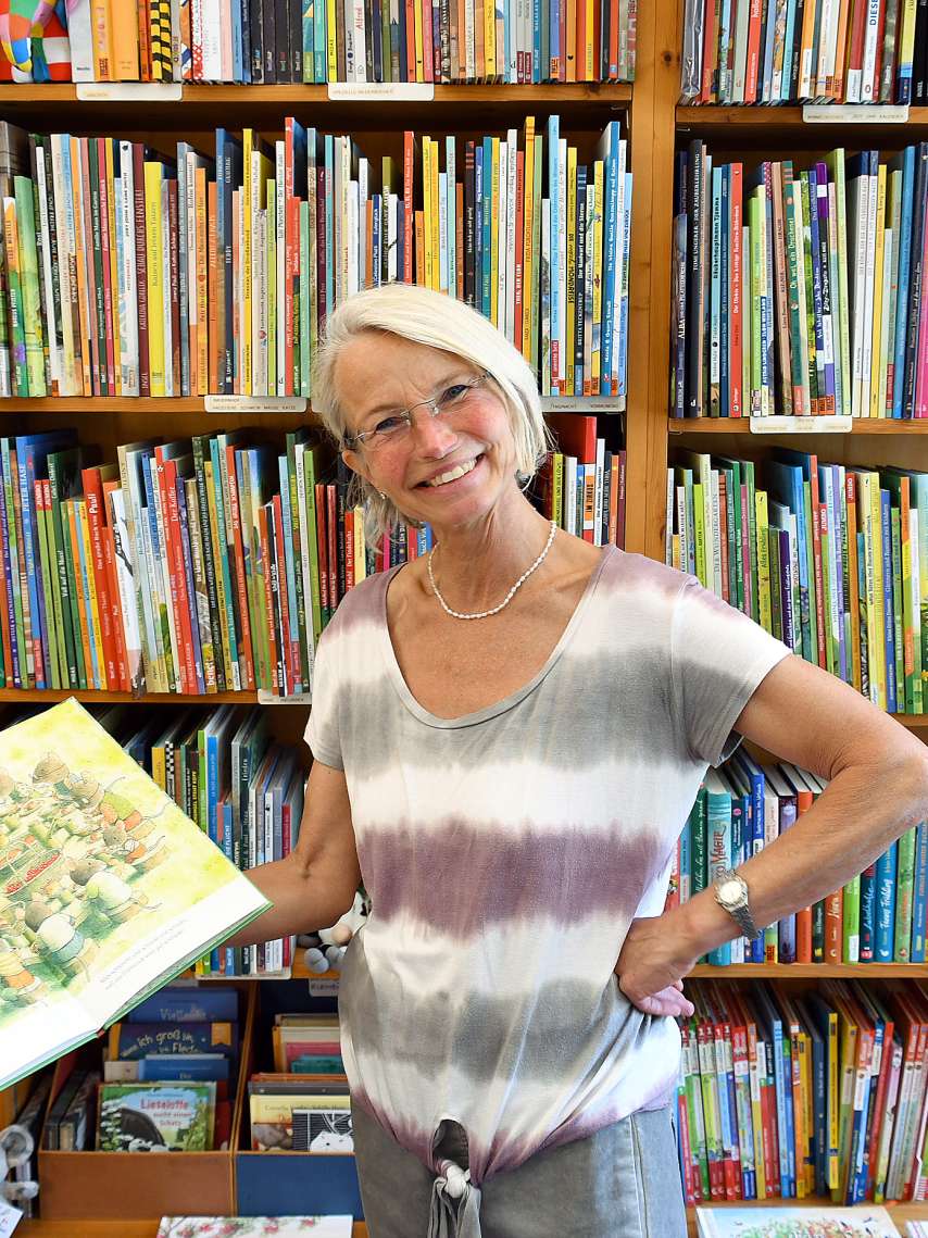 Sonja Breuss and her unique assortment in the Kinderbuchladen