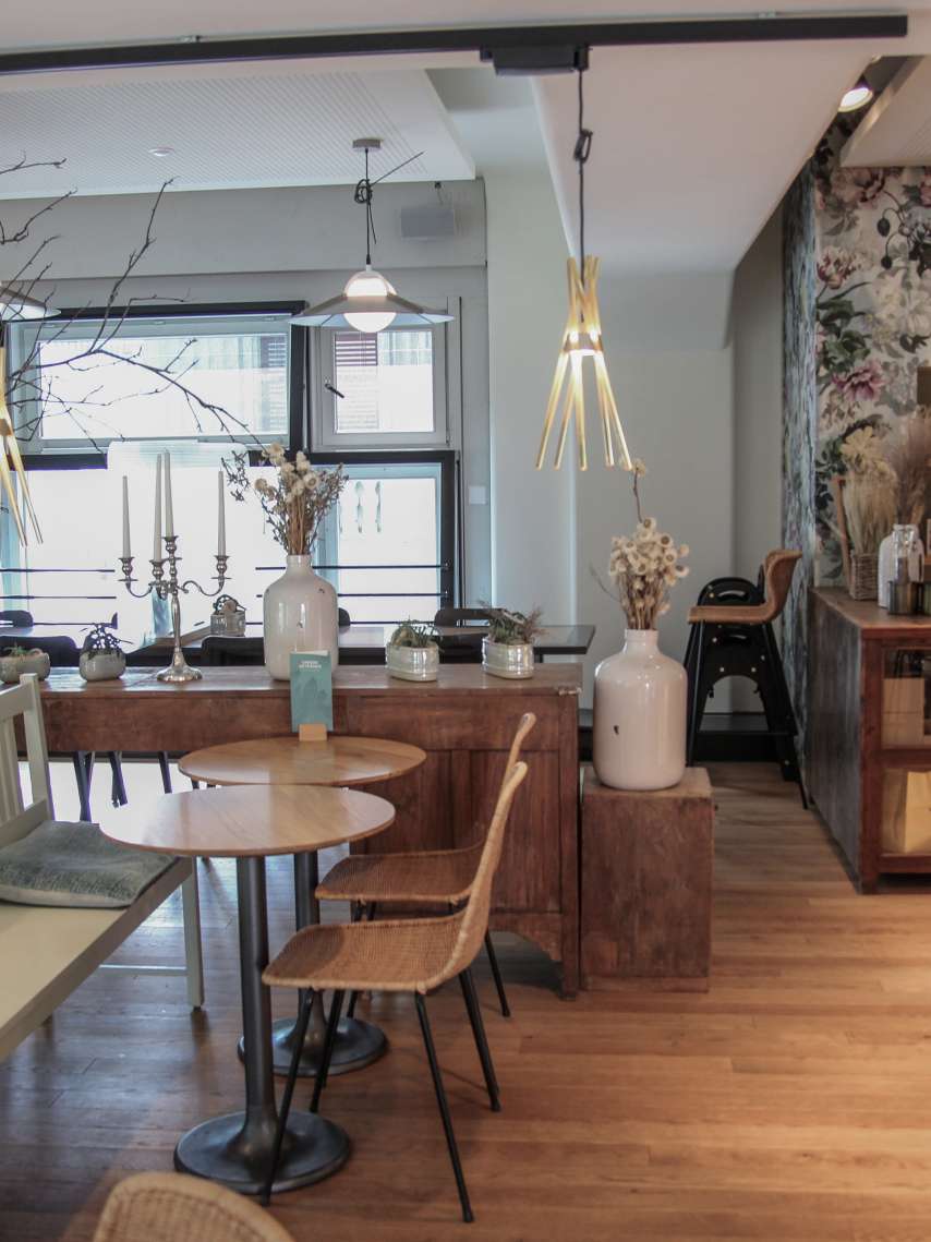 Brunch places & cafes Brunch places & cafes