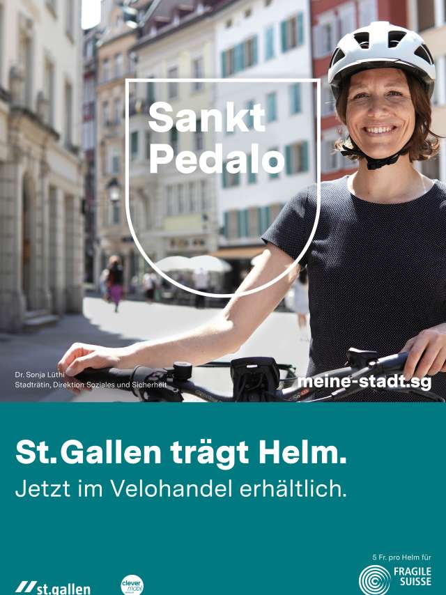 St.Gallen wears helmet